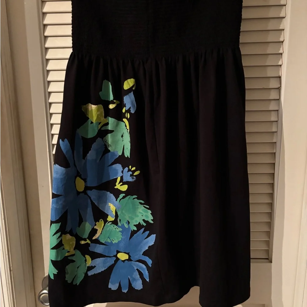 Floral Black cover up dress - Picture 2 of 4